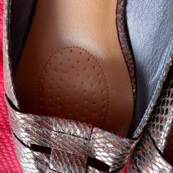 low wedge Sandal in Bronze, 9 - Picture 3 of 8